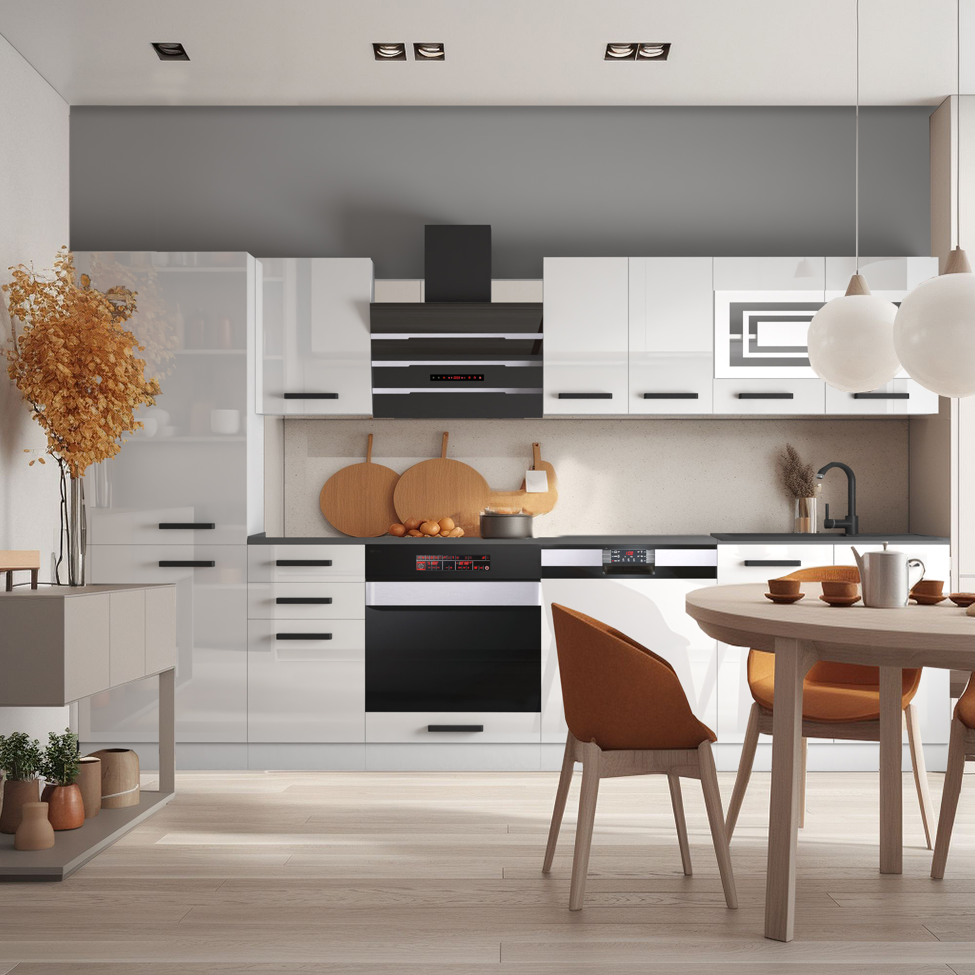 Moderne Küche mit weißen Schränken und Holztisch