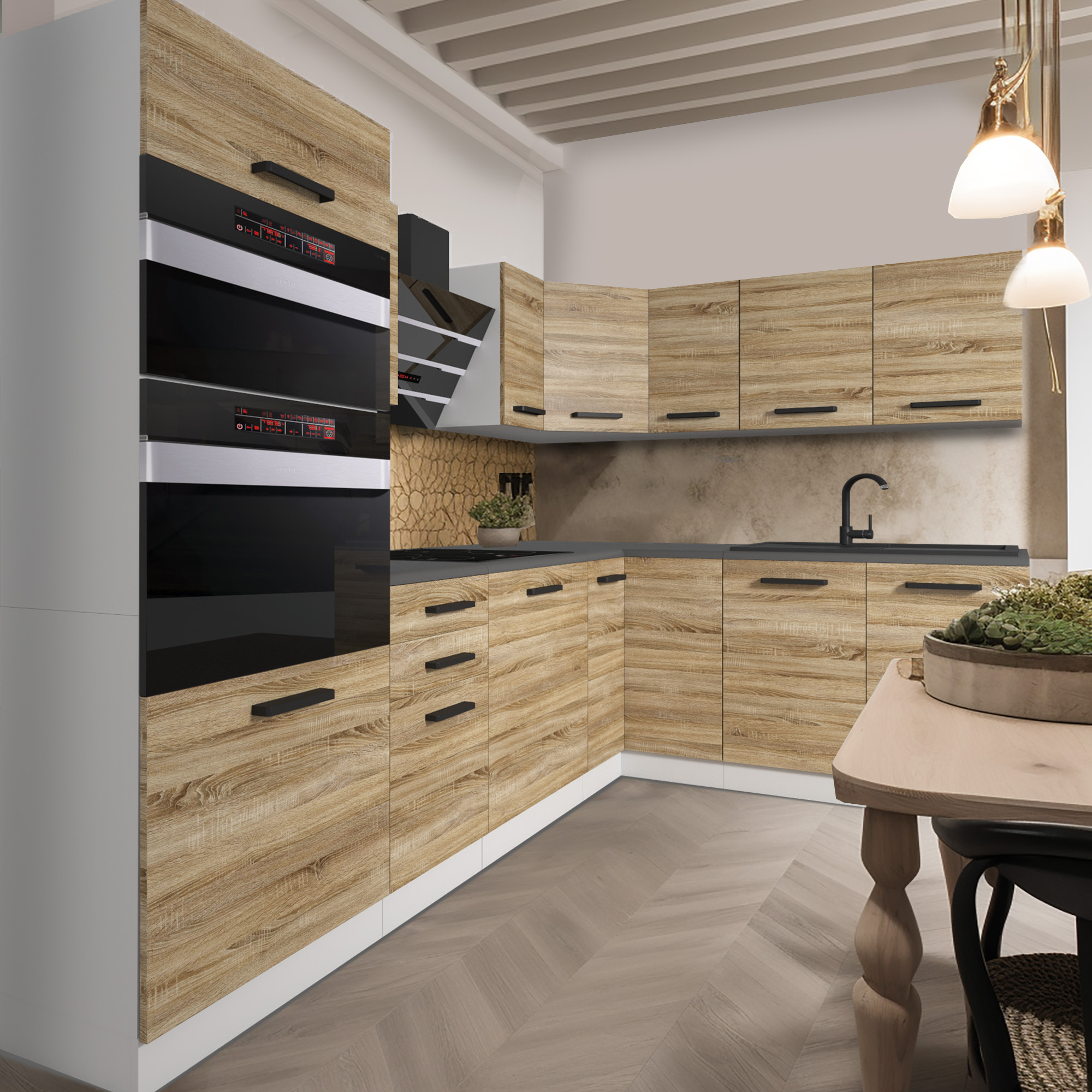 Küche mit Holzfronten und schwarzen Geräten